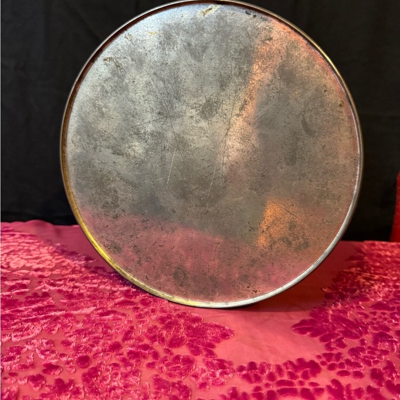 Round Vintage Tin 1950's - Picture 3 of 5